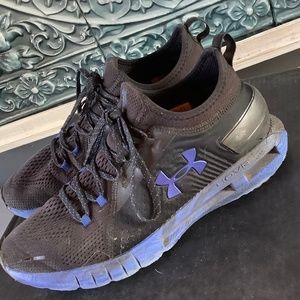 New Mens 9 Under Armour HOVR SHOES. WORE 2X. Like NEW!